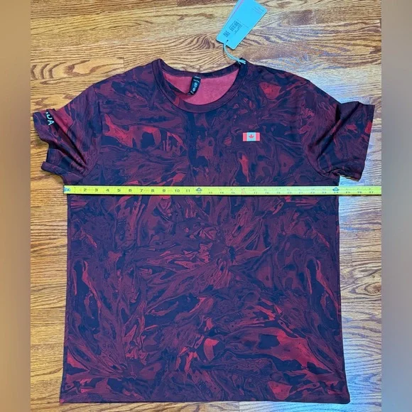Gorgeous Lululemon Team
Canada Red Camo Olympic 
Shirt !!! - Picture 5 of 6